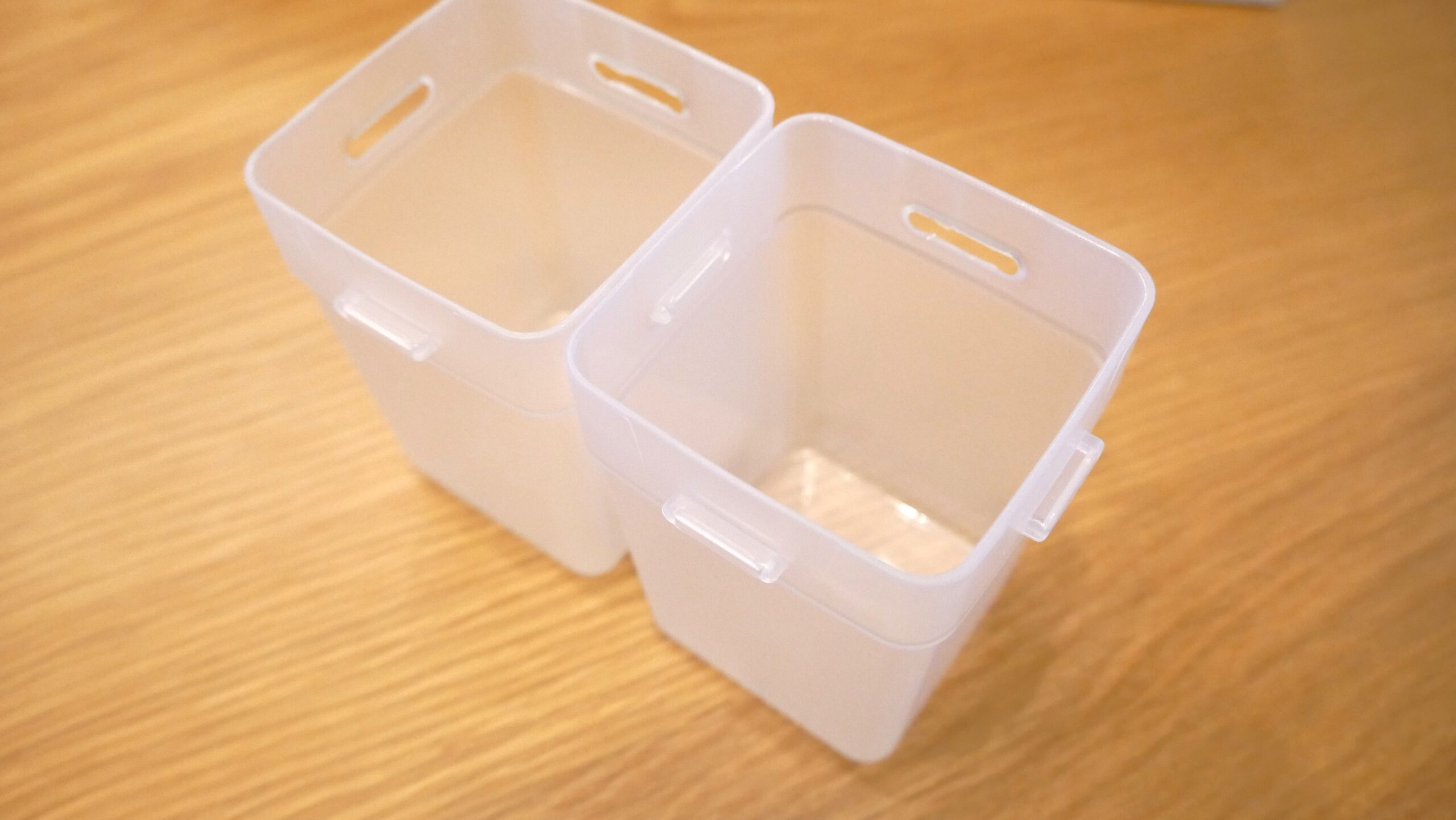 くつした整理カップSを2つ連結している様子