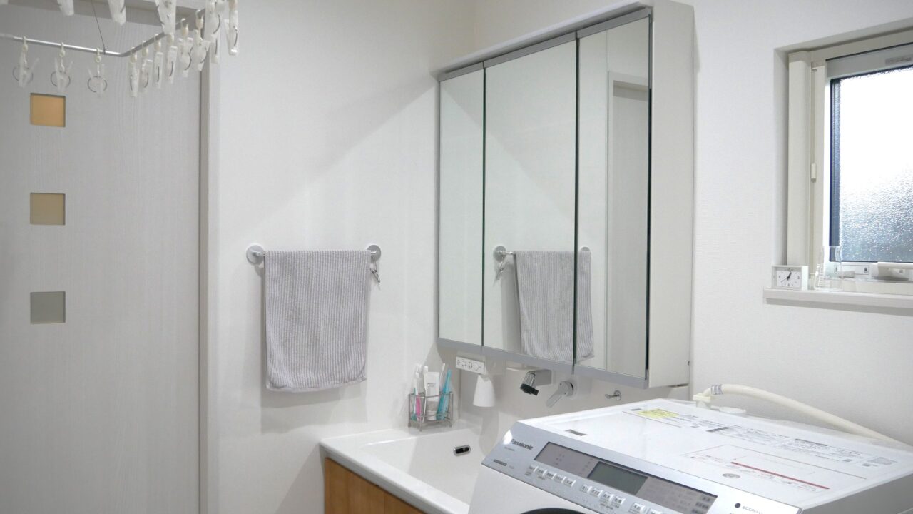 わが家の洗面台(Panasonicのウツクシーズ)