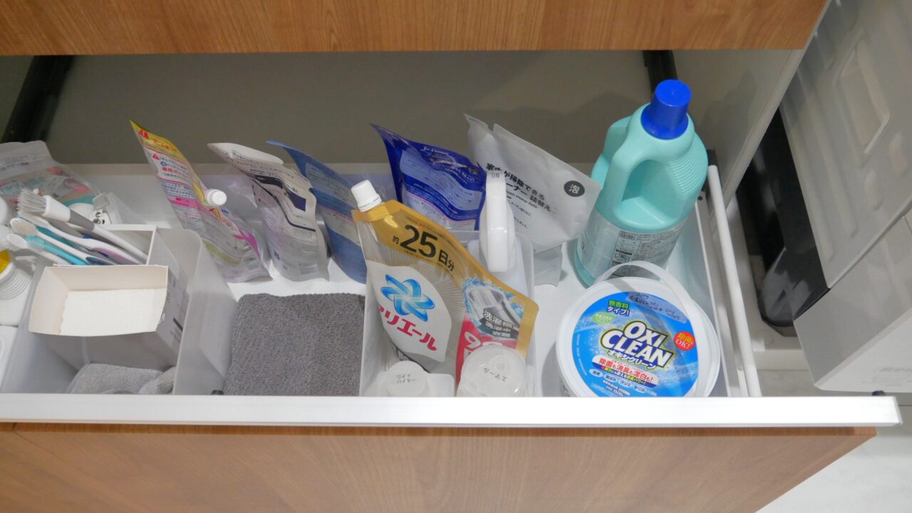 洗面台の引き出し収納