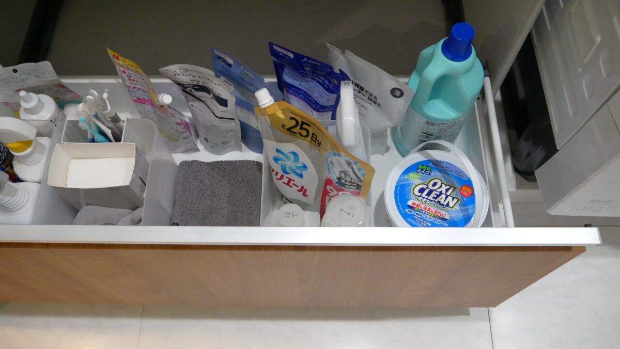 洗面台の引き出し収納